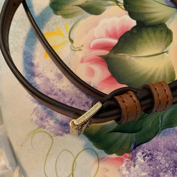 Michael Kors Aspen Limited Edition Crossbody - Picture 3 of 12